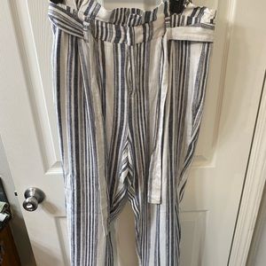 Paper bag linen pants NWT